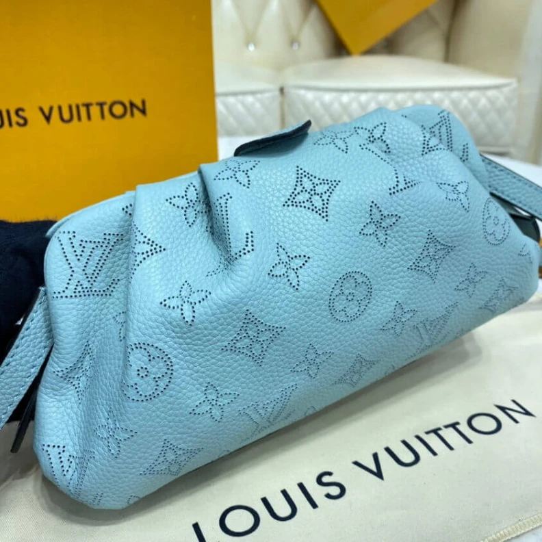 Mythick Zip closu Louis Vuitton Scala Mini Pouch Lagoon Green