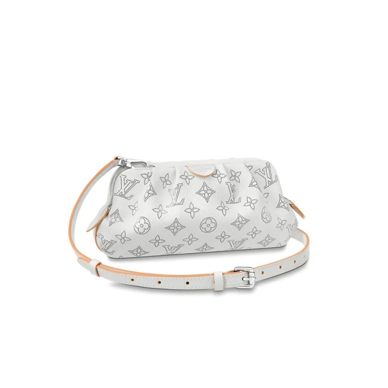 Inside fl Louis Vuitton Scala Mini Pouch