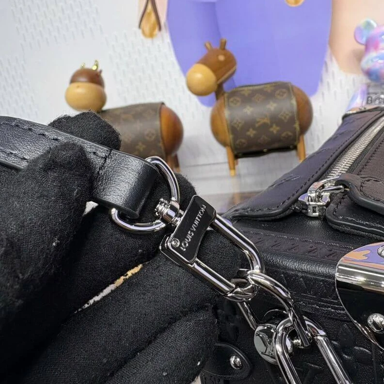 Mythick Louis Vuitton Side Trunk MM Black
