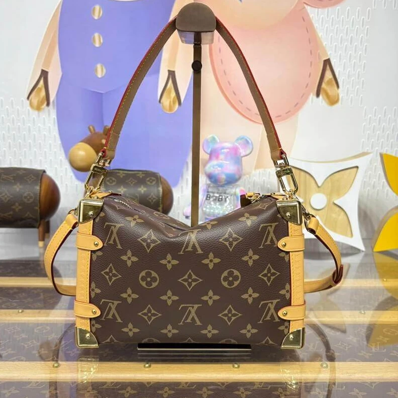 Replica bags Louis Vuitton Side Trunk MM