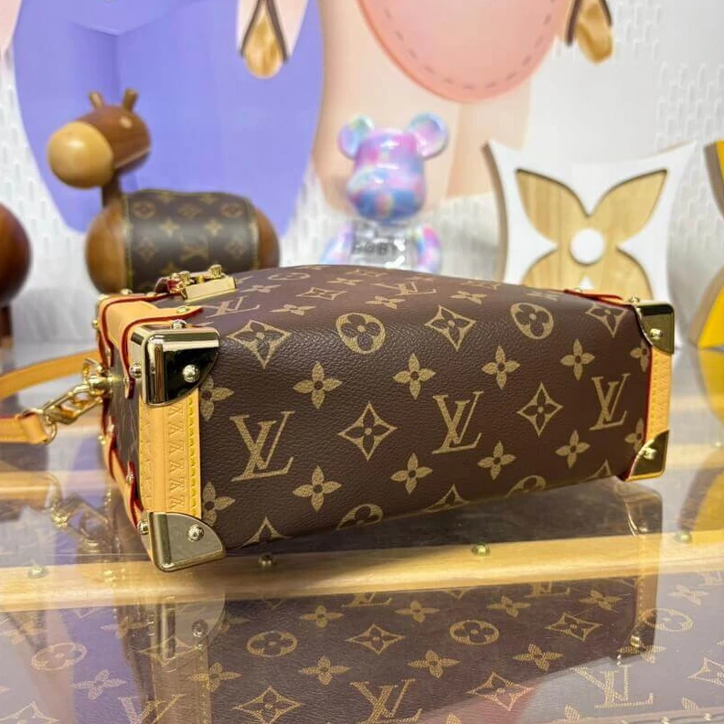 Replica bags Louis Vuitton Side Trunk MM