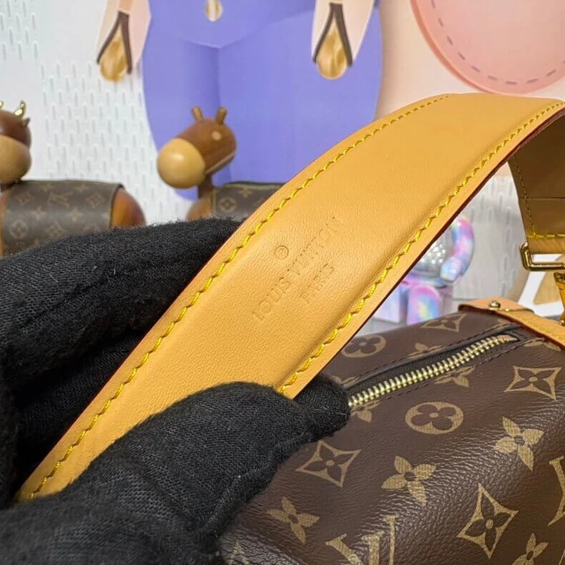 Replica bags Louis Vuitton Side Trunk MM