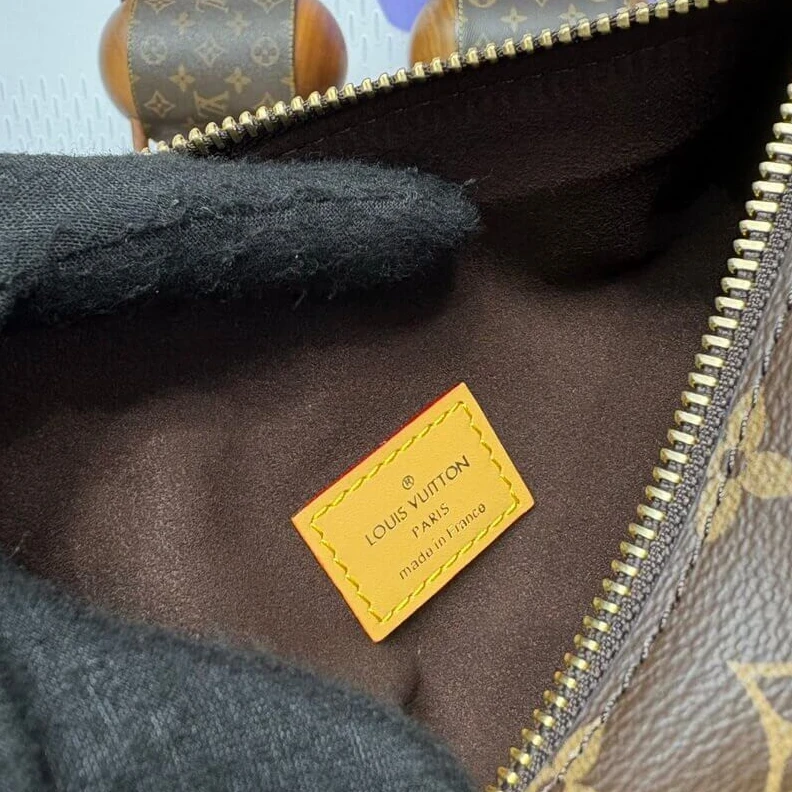 Replica bags Louis Vuitton Side Trunk MM