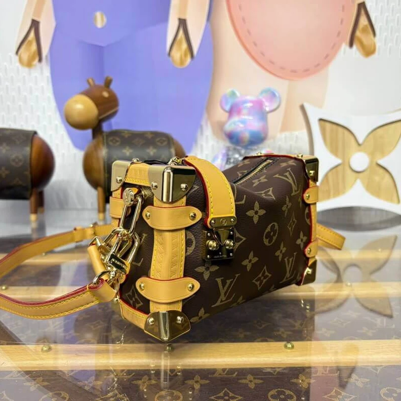 Mythick Louis Vuitton Side Trunk PM
