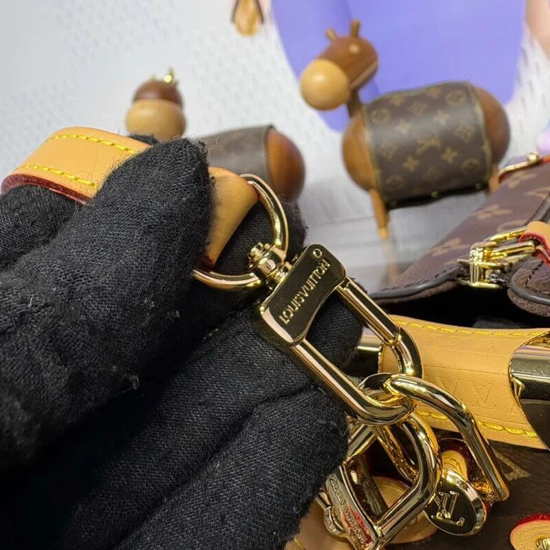 Mythick Louis Vuitton Side Trunk PM