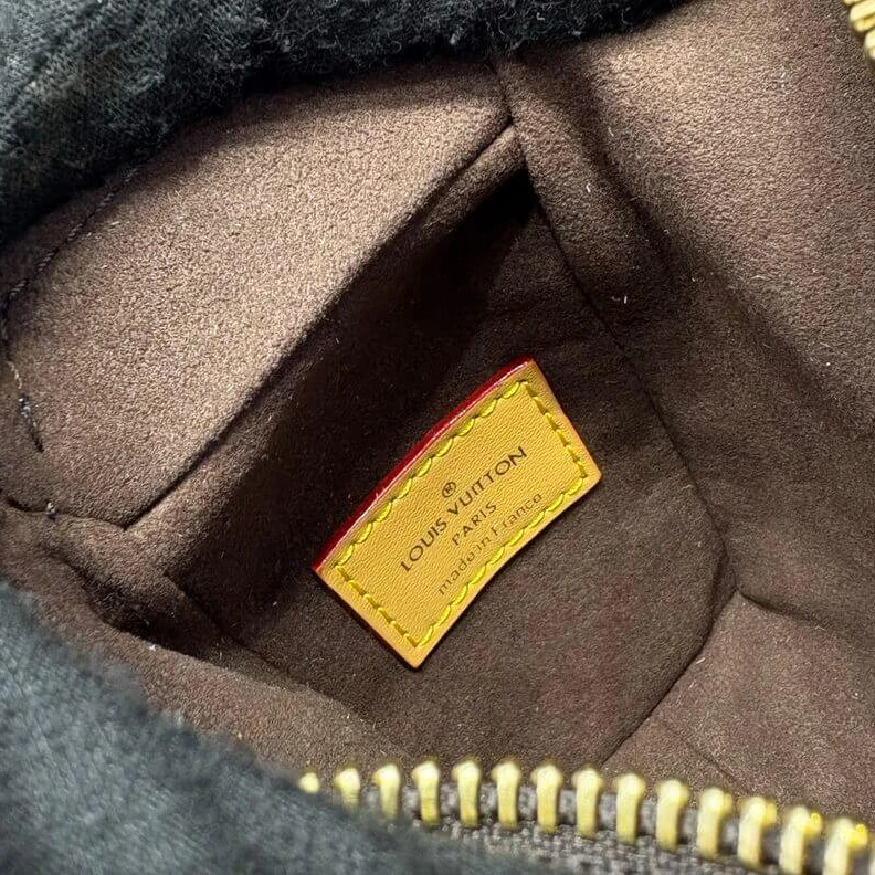 Mythick Louis Vuitton Side Trunk PM
