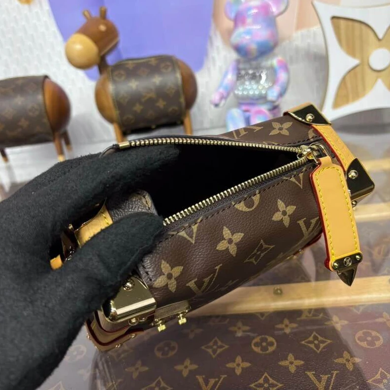 Mythick Louis Vuitton Side Trunk PM