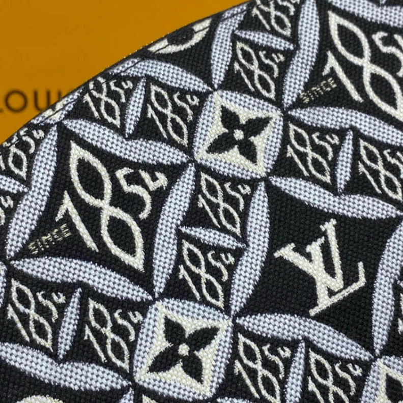 Replica bag Smoothcal Louis Vuitton Since 1854 Cosmetic Pouch PM