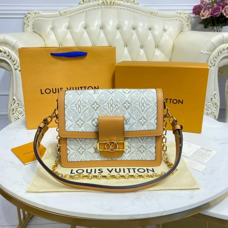 Mythick Chain dro Louis Vuitton Since 1854 Dauphine MM