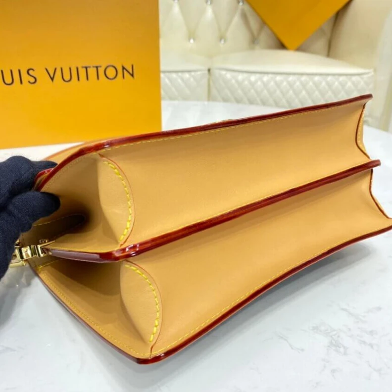 Replica bags Strap dro Louis Vuitton Since 1854 Dauphine MM