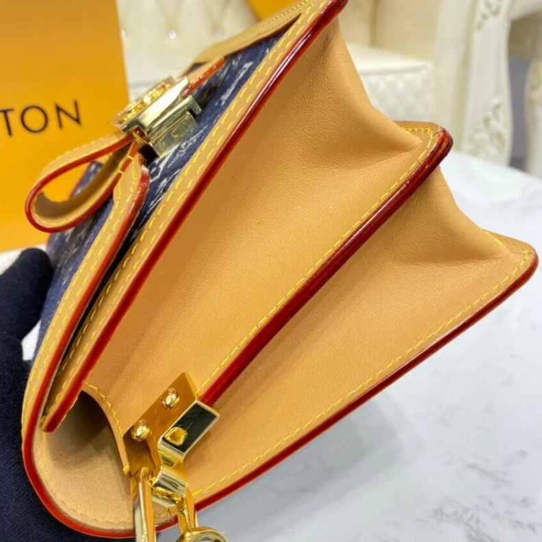 Replica bags lv Strap: Re Louis Vuitton Since 1854 Dauphine Mini