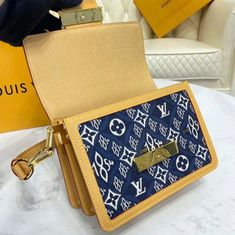 Replica bags lv Strap: Re Louis Vuitton Since 1854 Dauphine Mini