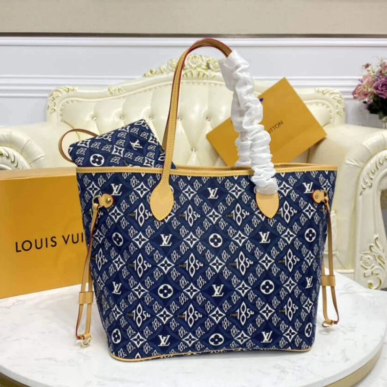 Top lv 4 side la Louis Vuitton Since 1854 Neverfull MM