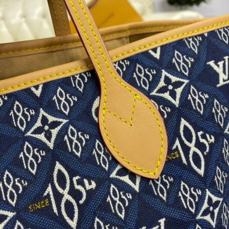 Top lv 4 side la Louis Vuitton Since 1854 Neverfull MM