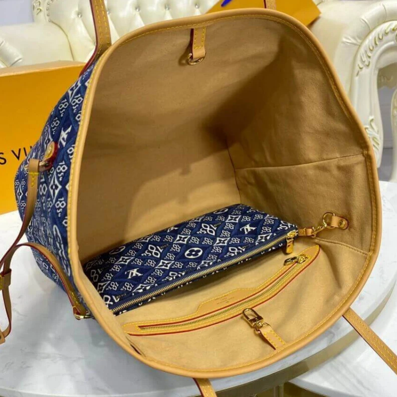 Top lv 4 side la Louis Vuitton Since 1854 Neverfull MM