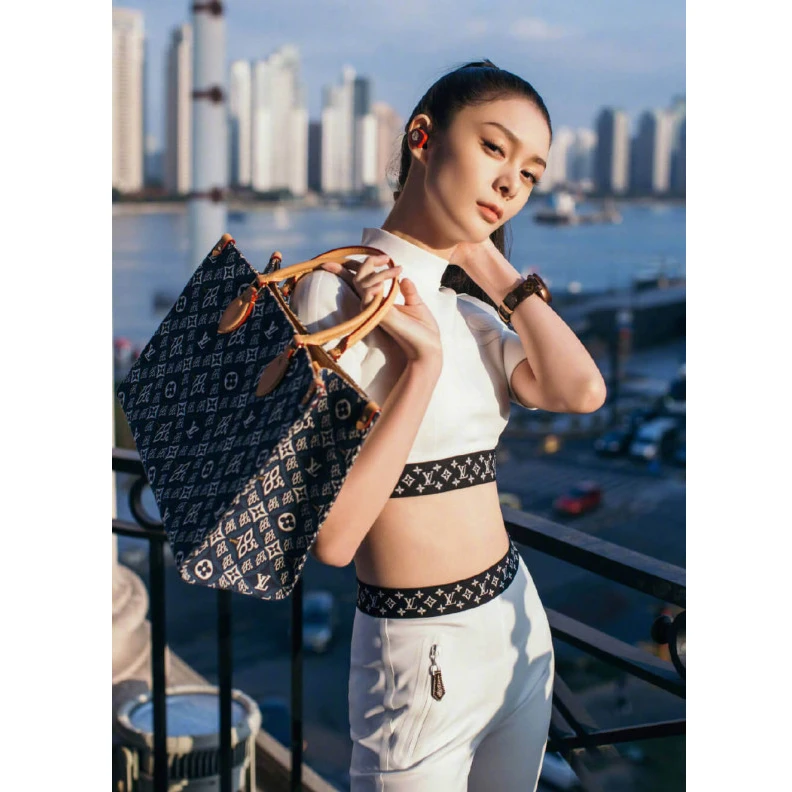 Mythick Double in Louis Vuitton Since 1854 Onthgo PM
