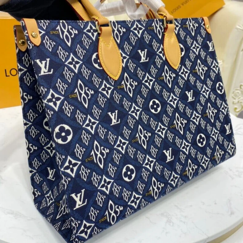 Mythick Double in Louis Vuitton Since 1854 Onthgo PM