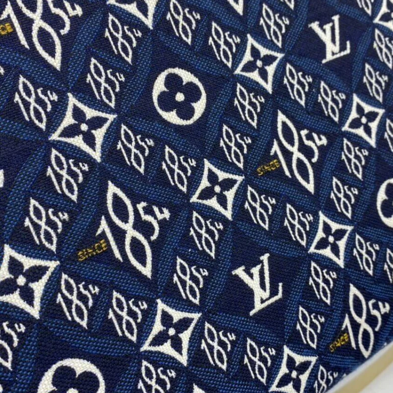 Mythick Double in Louis Vuitton Since 1854 Onthgo PM