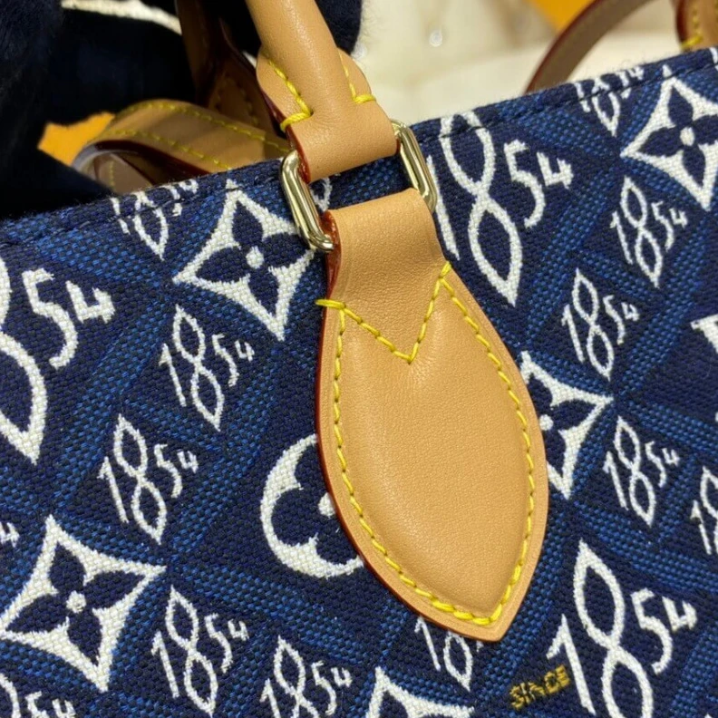 Mythick Double in Louis Vuitton Since 1854 Onthgo PM