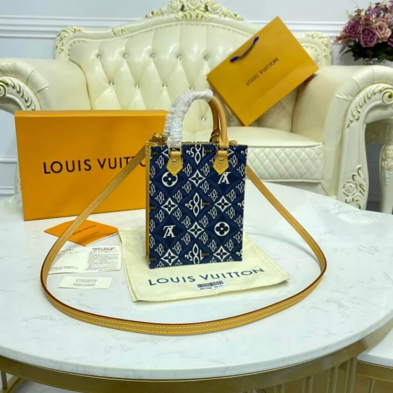 Mythick Microfibe Louis Vuitton Since 1854 Petit Sac Plat