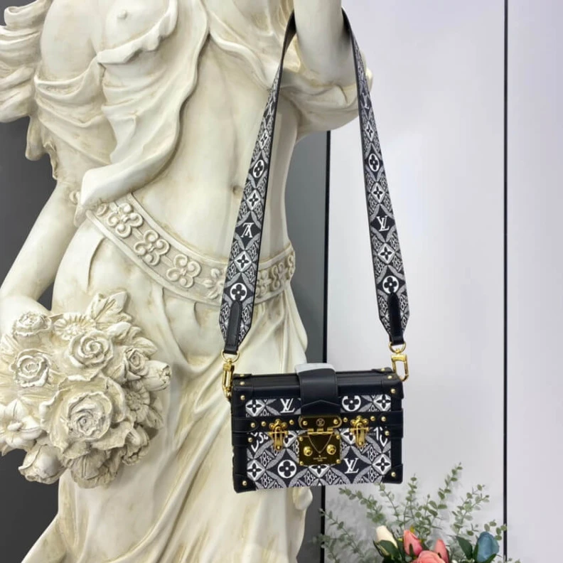 Mythick.ru Goldcolor Louis Vuitton Since 1854 Petite Malle Black