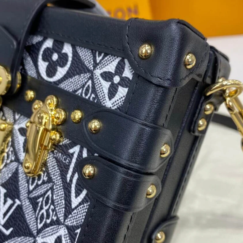 Mythick.ru Goldcolor Louis Vuitton Since 1854 Petite Malle Black