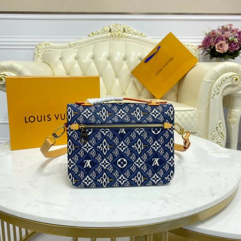 Louis vuitton locations The fashio Louis Vuitton Since 1854 Pochette Métis