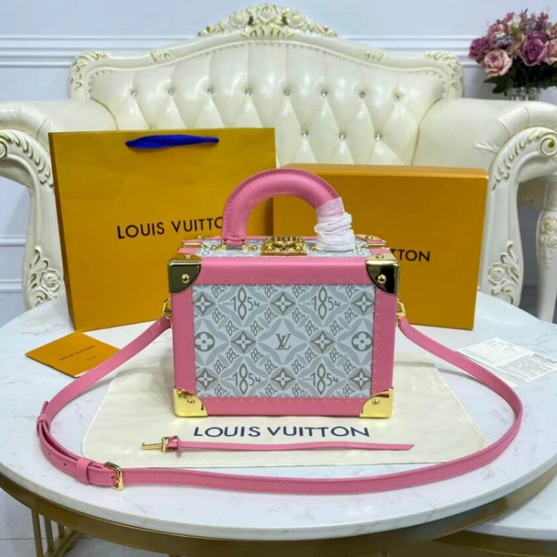 Lining: R Louis Vuitton Since 1854 Valisette Tresor Pink