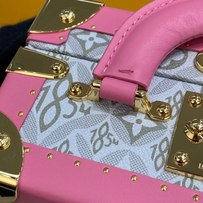 Top lv Lining: R Louis Vuitton Since 1854 Valisette Tresor Pink