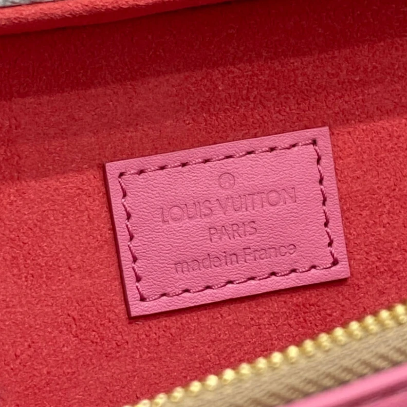 Top lv Lining: R Louis Vuitton Since 1854 Valisette Tresor Pink