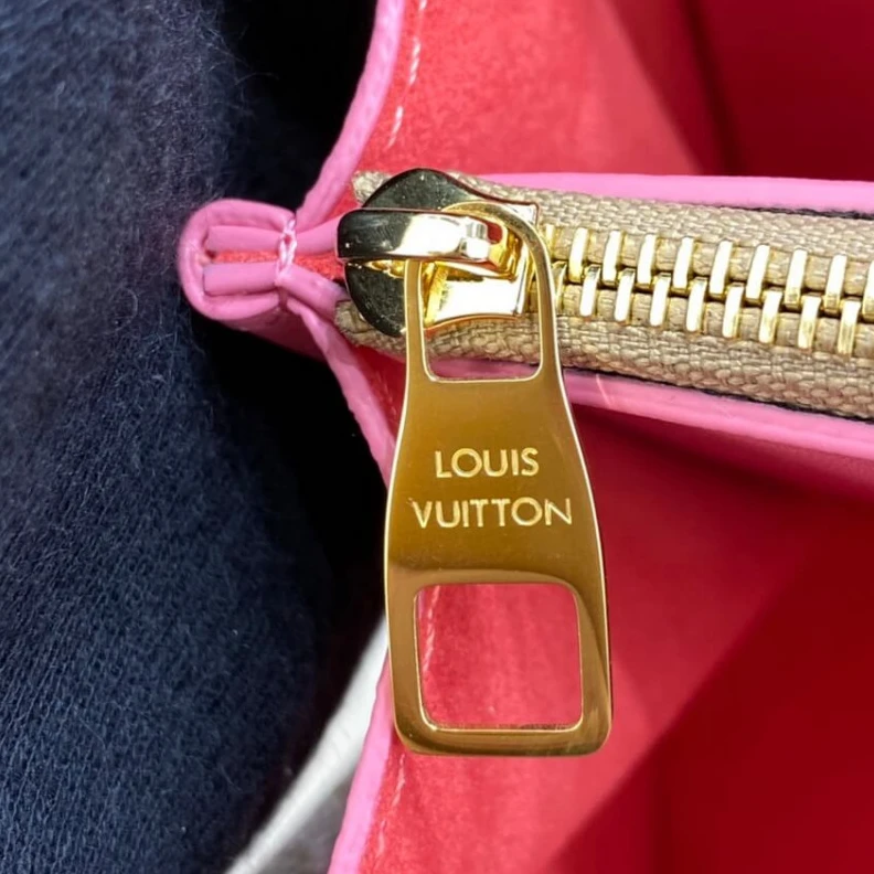 Top lv Lining: R Louis Vuitton Since 1854 Valisette Tresor Pink