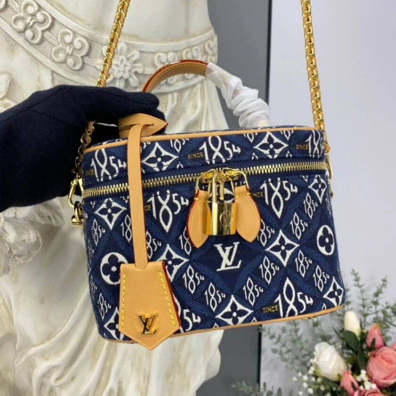Top lv Natural c Louis Vuitton Since 1854 Vanity PM