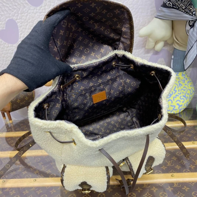 Mythick Monogramc Louis Vuitton Ski Shearling Backpack