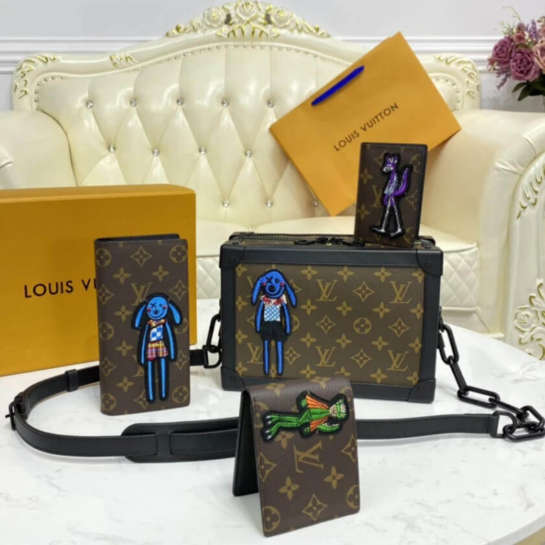 Louis vuitton locations The Slende Louis Vuitton Slender Wallet
