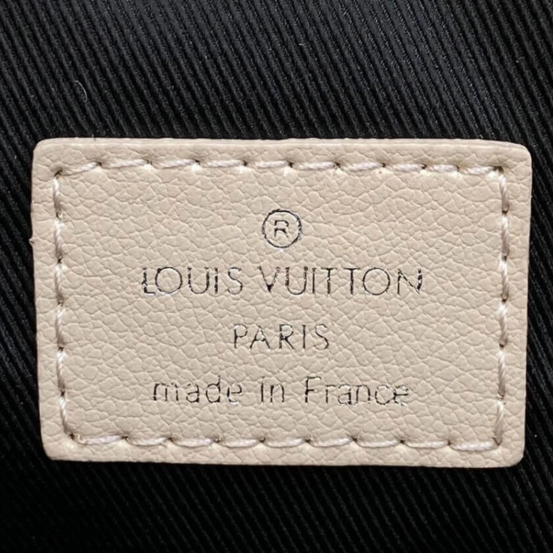Replica bags lv Strap Dro Louis Vuitton Soft Trunk Briefcase Cream