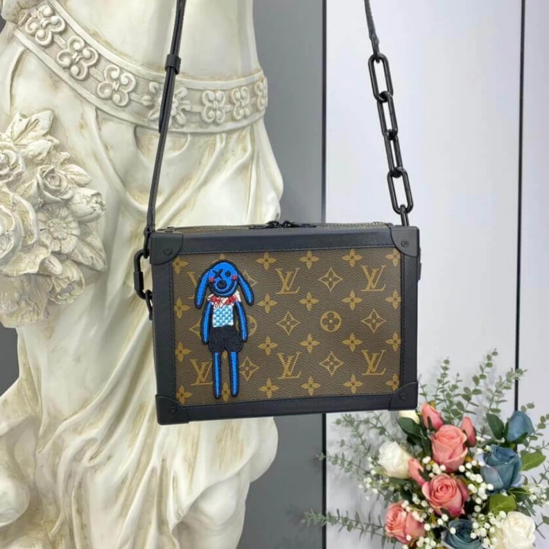 Mythick.ru Textile l Louis Vuitton Soft Trunk