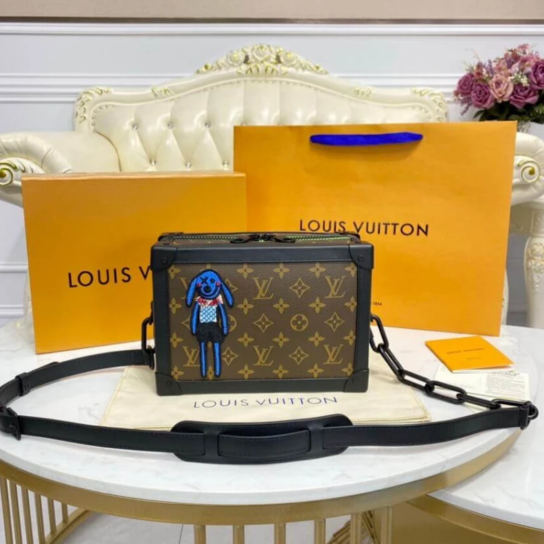 Mythick.ru Textile l Louis Vuitton Soft Trunk