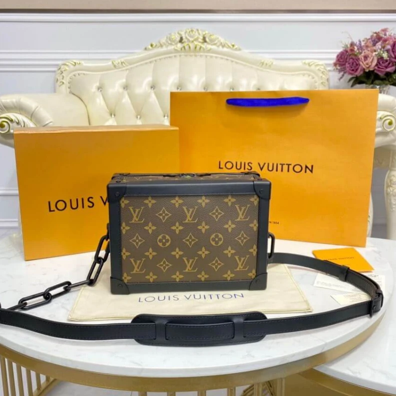 Mythick.ru Textile l Louis Vuitton Soft Trunk