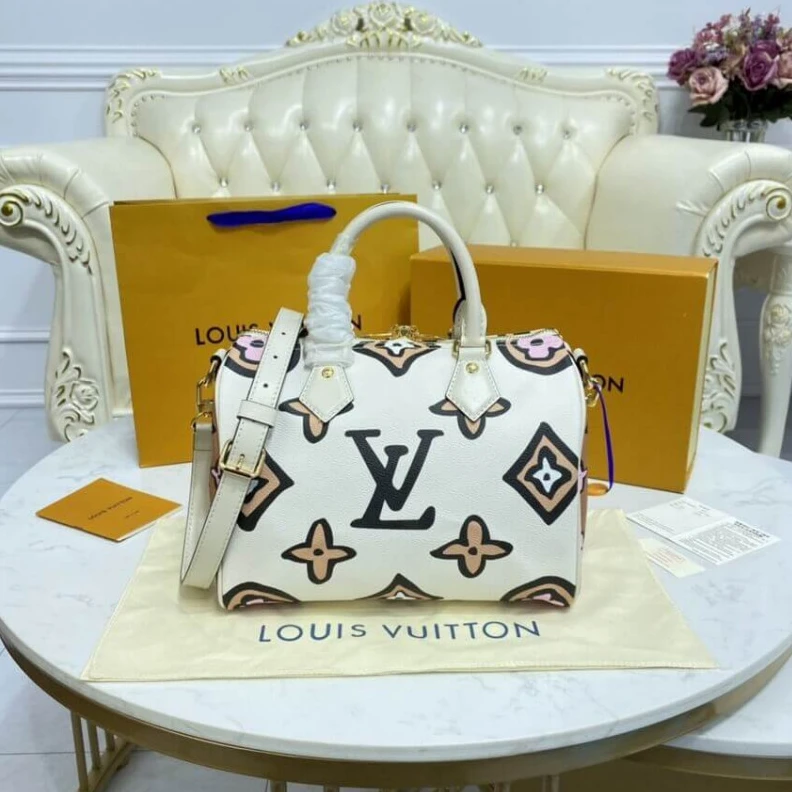 Lv belts replica This Speed Louis Vuitton Speedy Bandouliere 25 Cream