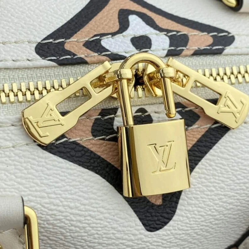 Lv belts replica This Speed Louis Vuitton Speedy Bandouliere 25 Cream