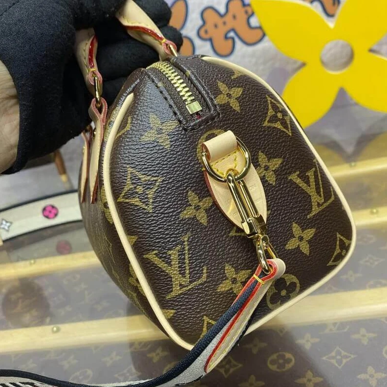 Mythick.ru Louis Vuitton Speedy Bandoulière 20