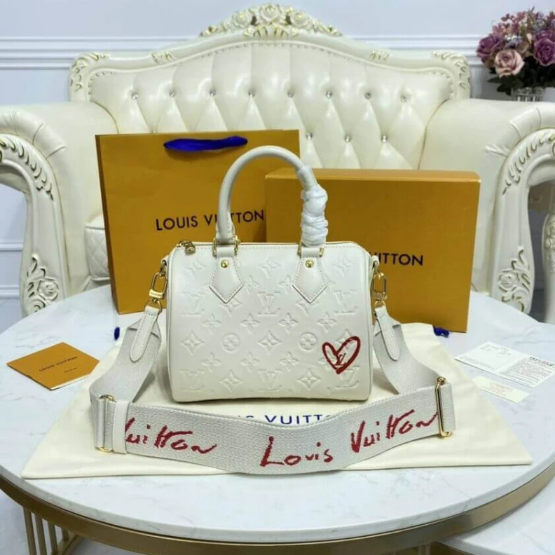 Mythick.ru Textile t Louis Vuitton Speedy Bandoulière 22 in Ivory