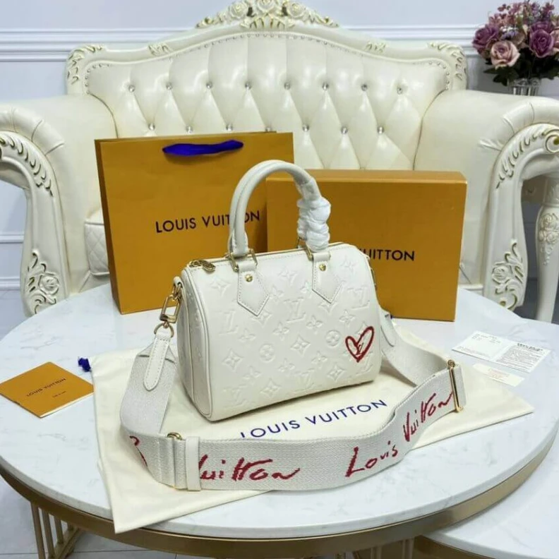 Mythick.ru Textile t Louis Vuitton Speedy Bandoulière 22 in Ivory