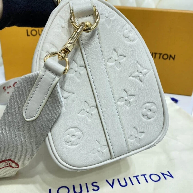 Mythick.ru Textile t Louis Vuitton Speedy Bandoulière 22 in Ivory