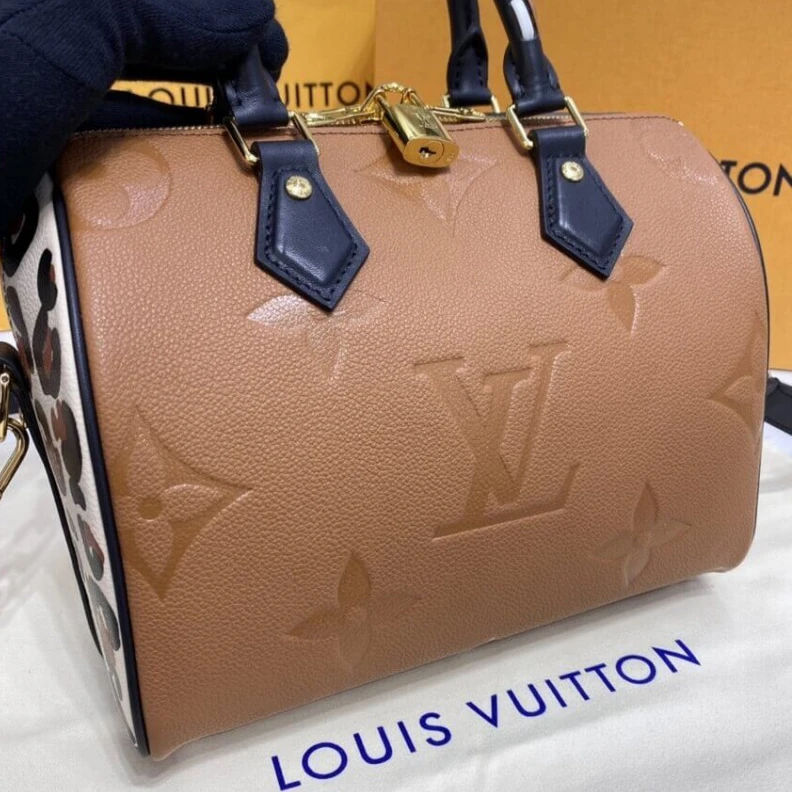 Replica bags Strap:Rem Louis Vuitton Speedy Bandoulière 25 Caramel
