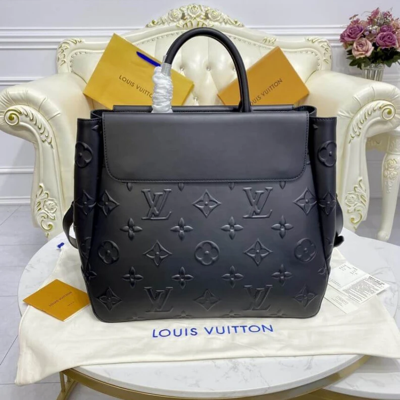 Louis vuitton locations The Steame Louis Vuitton Steamer Tote Black