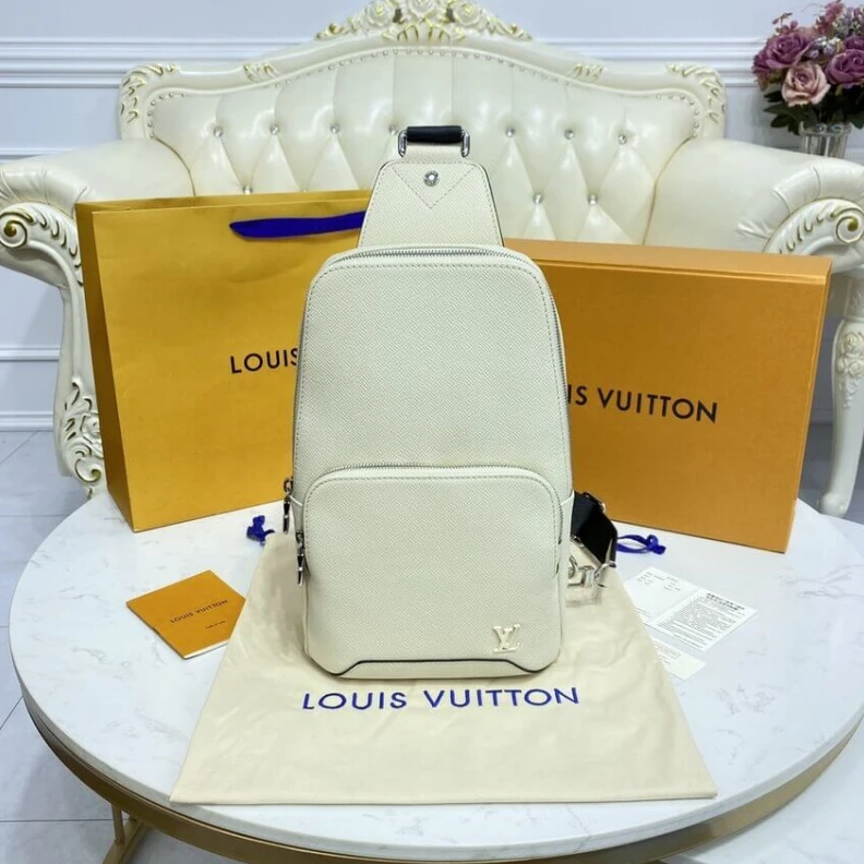 Mythick The versat Louis Vuitton Taiga Leather Avenue Sling Bag Beige