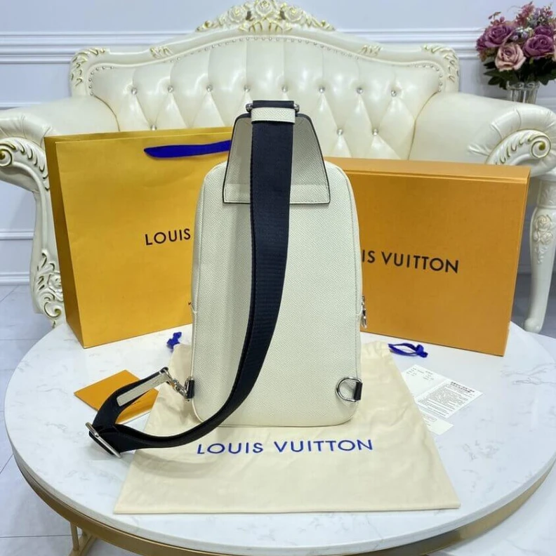 Mythick The versat Louis Vuitton Taiga Leather Avenue Sling Bag Beige