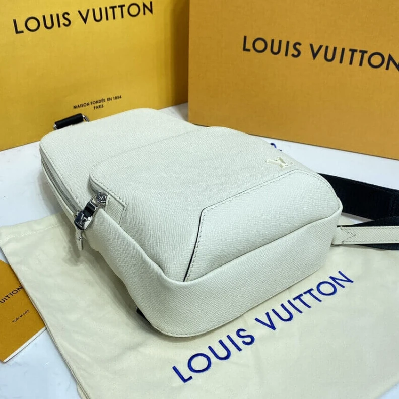 Mythick The versat Louis Vuitton Taiga Leather Avenue Sling Bag Beige