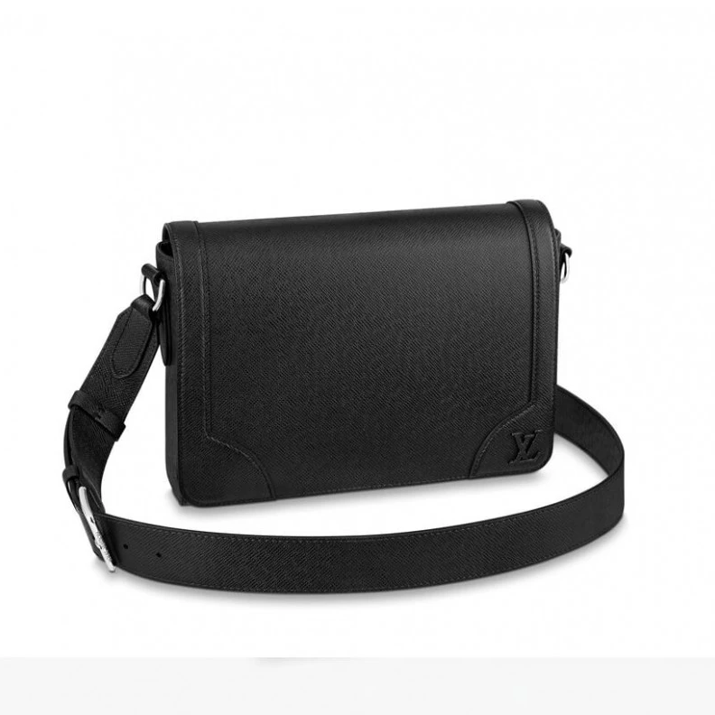 Black Tai Louis Vuitton Taiga Leather Flap Messenger Black